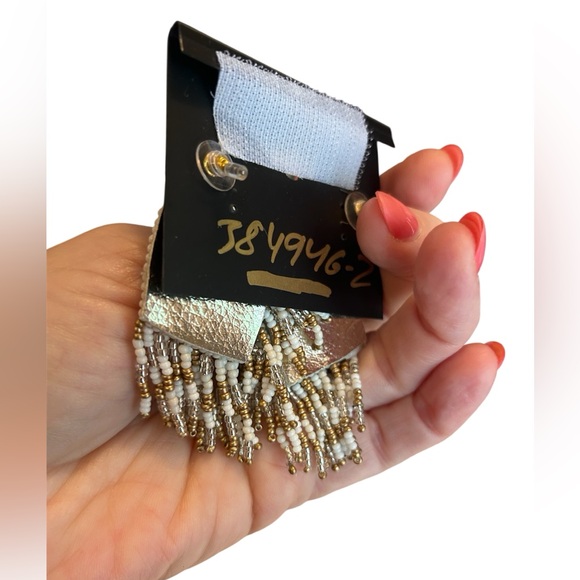 nOir Jewelry White and Gold Geometric Fringe Earrings - Picture 2 of 2